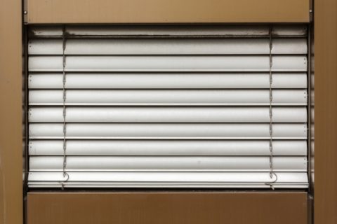The white small window of Aluminum Blinds at Denver CO